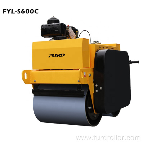 550kg Diesel Vibrating Roller Earth Compactor